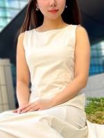 藤崎かれん(31)