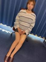 れい(50)